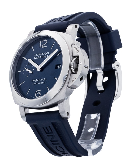 Panerai Luminor Quaranta PAM01370 Image 2
